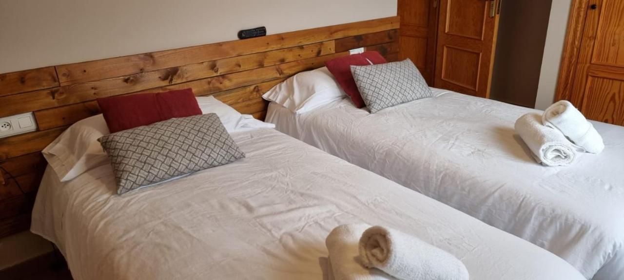 Hostal Rural Cal Xic Saldés Cameră foto